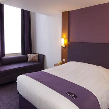 Premier Inn Haydock Park/M6 J23 Warrington Buitenkant foto