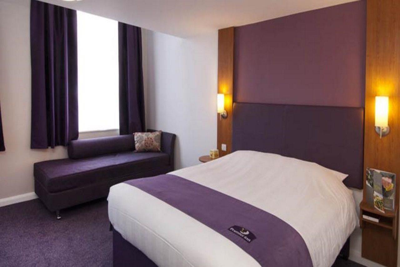 Premier Inn Haydock Park/M6 J23 Warrington Buitenkant foto