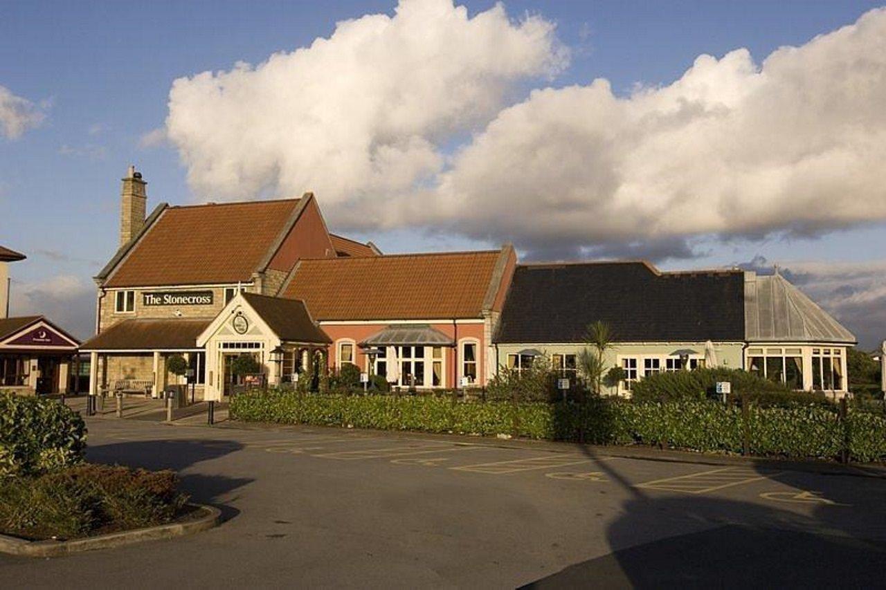 Premier Inn Haydock Park/M6 J23 Warrington Buitenkant foto