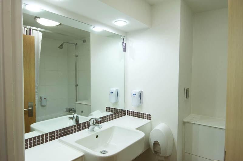 Premier Inn Haydock Park/M6 J23 Warrington Buitenkant foto
